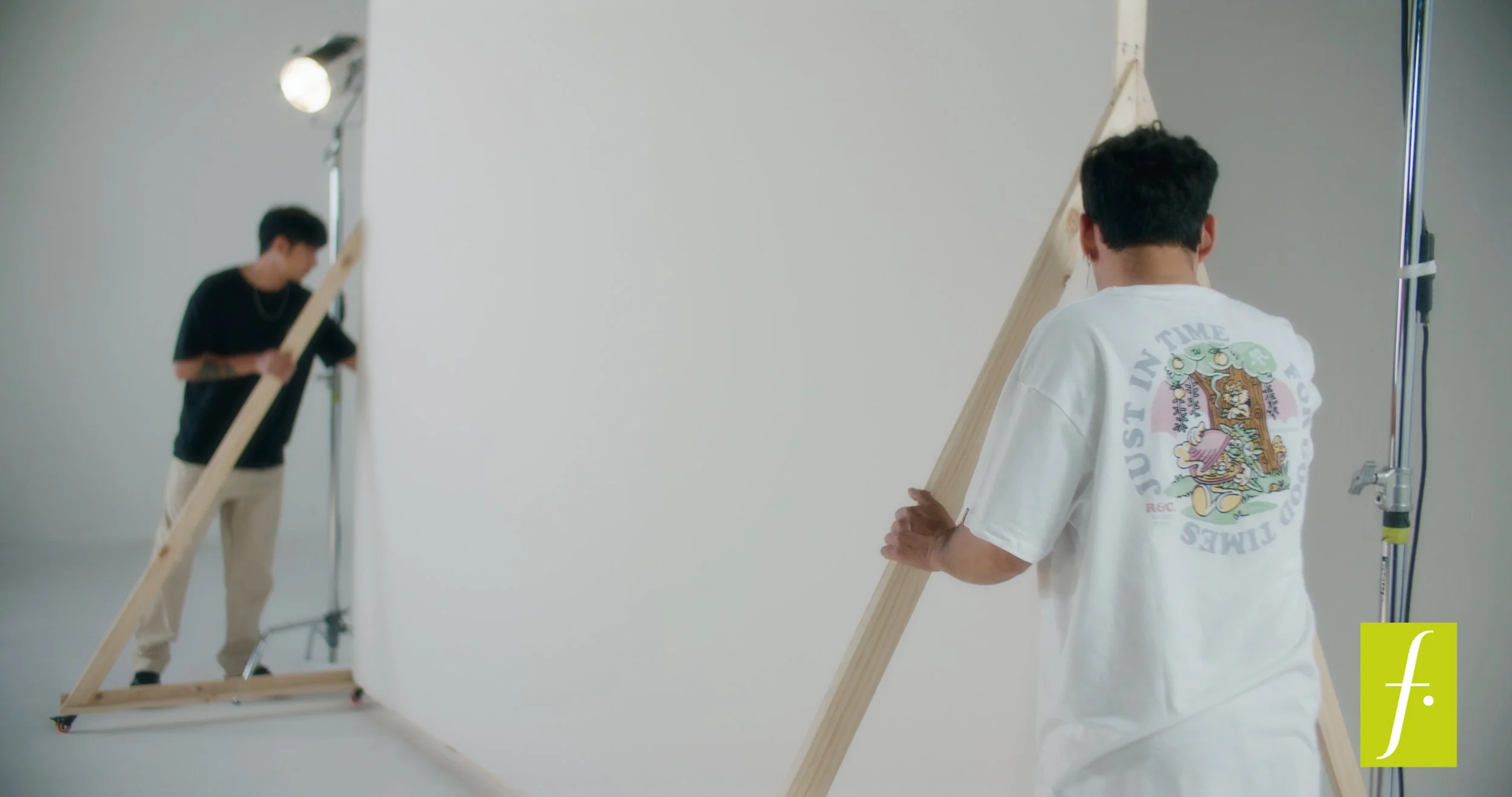 1KO - ONLINE - SDA.00_00_08_11.Still011.jpg