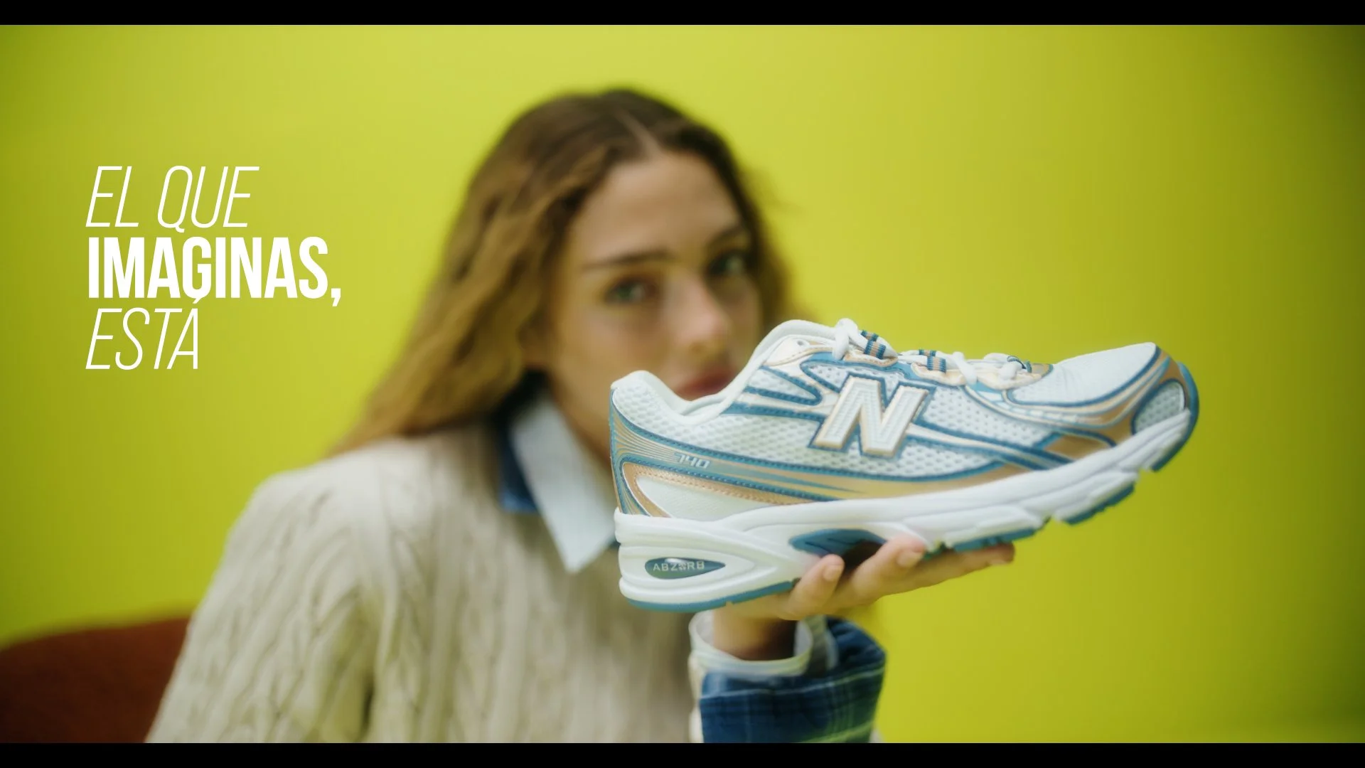 FALABELLA_SNEAKERC OLOR_ONLINE_SDA.00_00_14_15.Still055.jpg