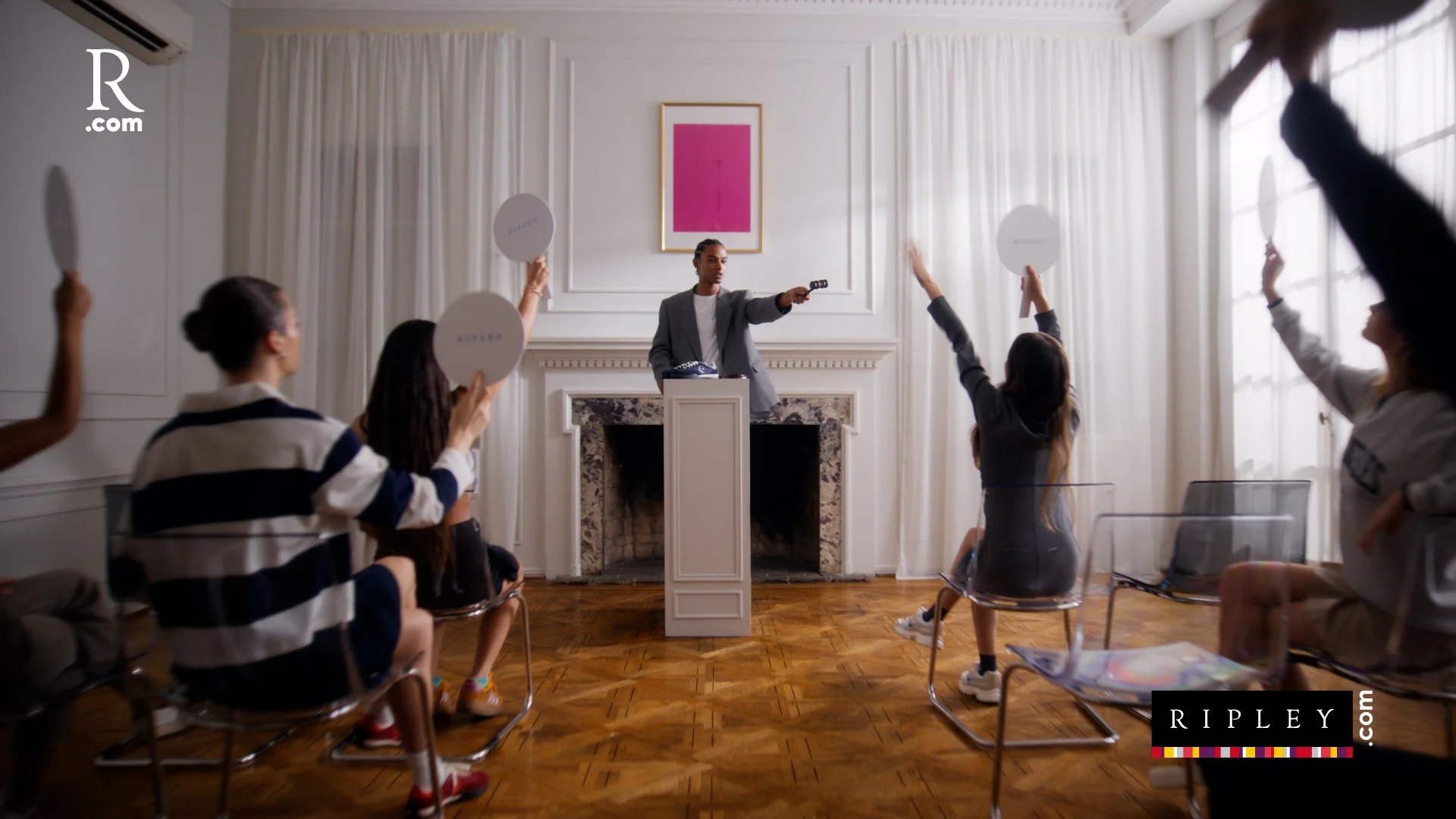 master RIPLEY SNEAKERHEADS CHILE 30s 16x9.00_00_14_08.Still023.jpg