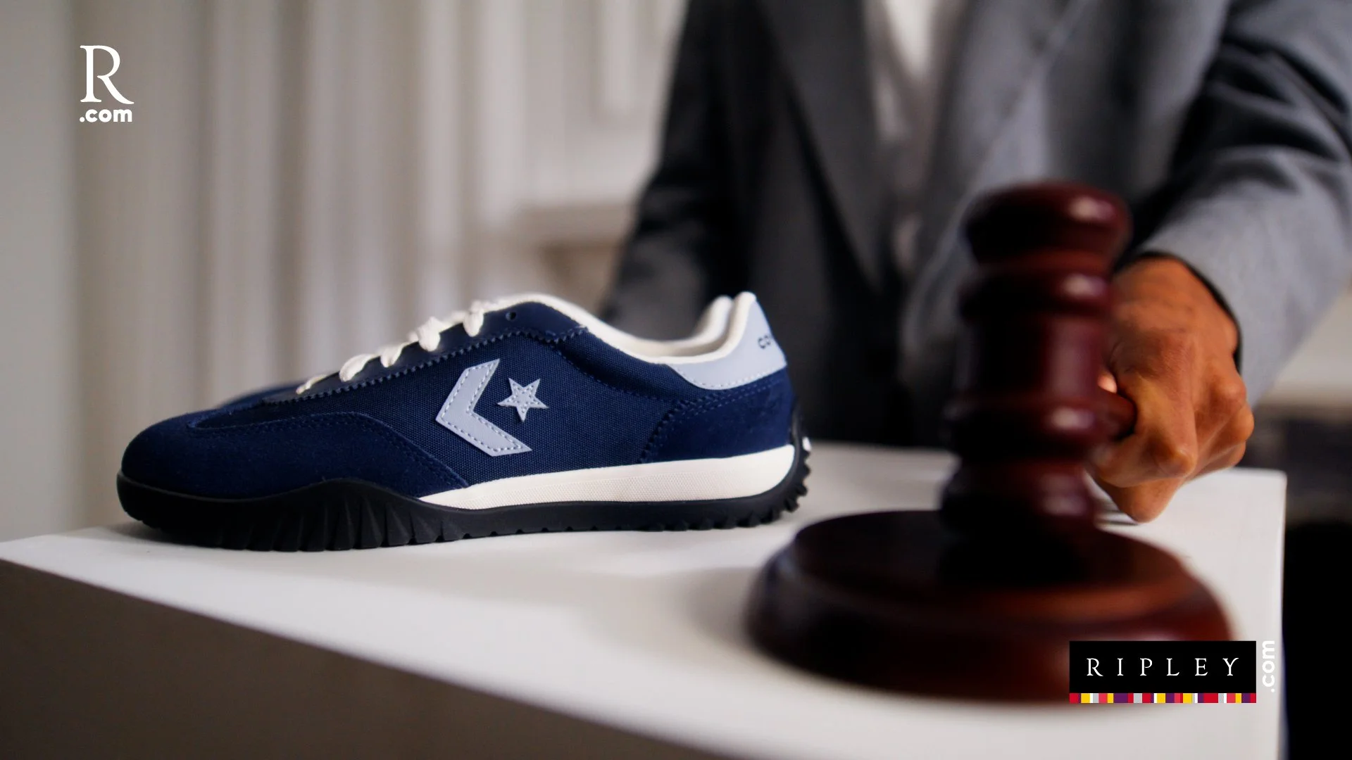 master RIPLEY SNEAKERHEADS CHILE 30s 16x9.00_00_16_01.Still026.jpg