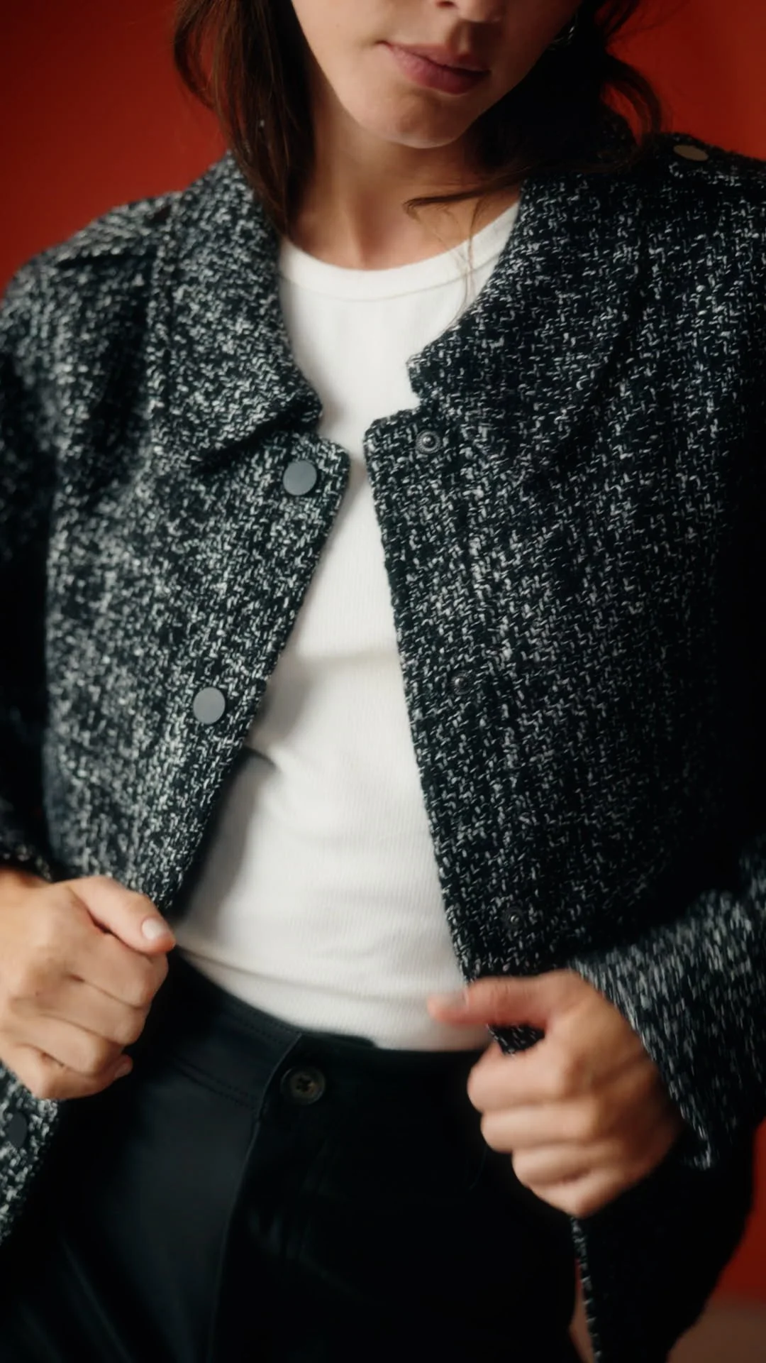 02 - ALANIZ LIMITED - ONLINE - V2.00_00_25_11.Still016.jpg