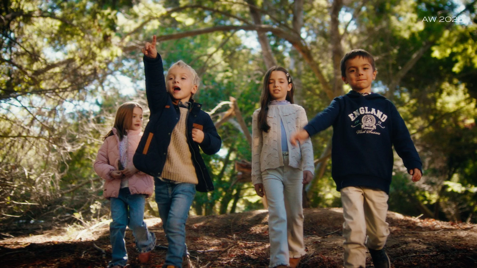 FALABELLA - CONIGLIO - ONLINE - SDA.00_00_04_19.Still008.jpg