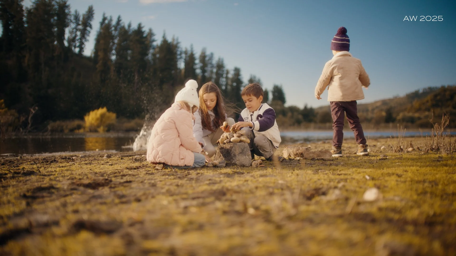 FALABELLA - CONIGLIO - ONLINE - SDA.00_00_16_04.Still020.jpg