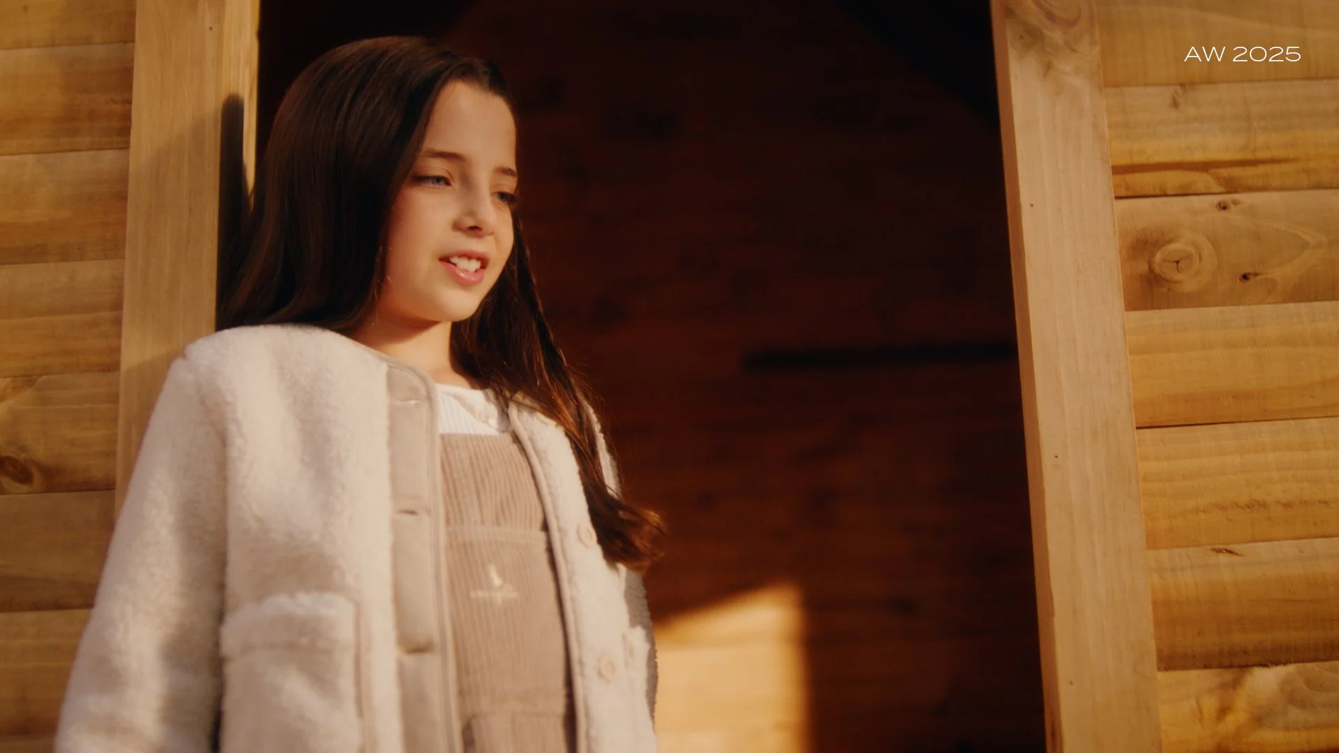 FALABELLA - CONIGLIO - ONLINE - SDA.00_00_19_05.Still024.jpg