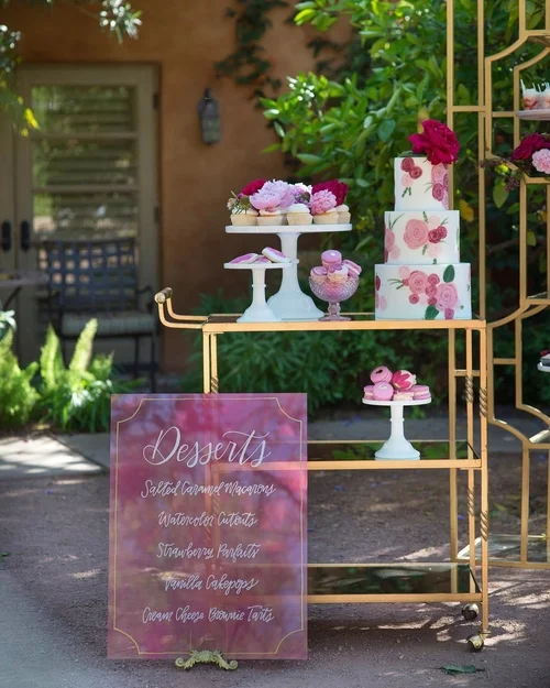Design by Imoni Events at the Royal Palms . Photo by Cameron Clark .