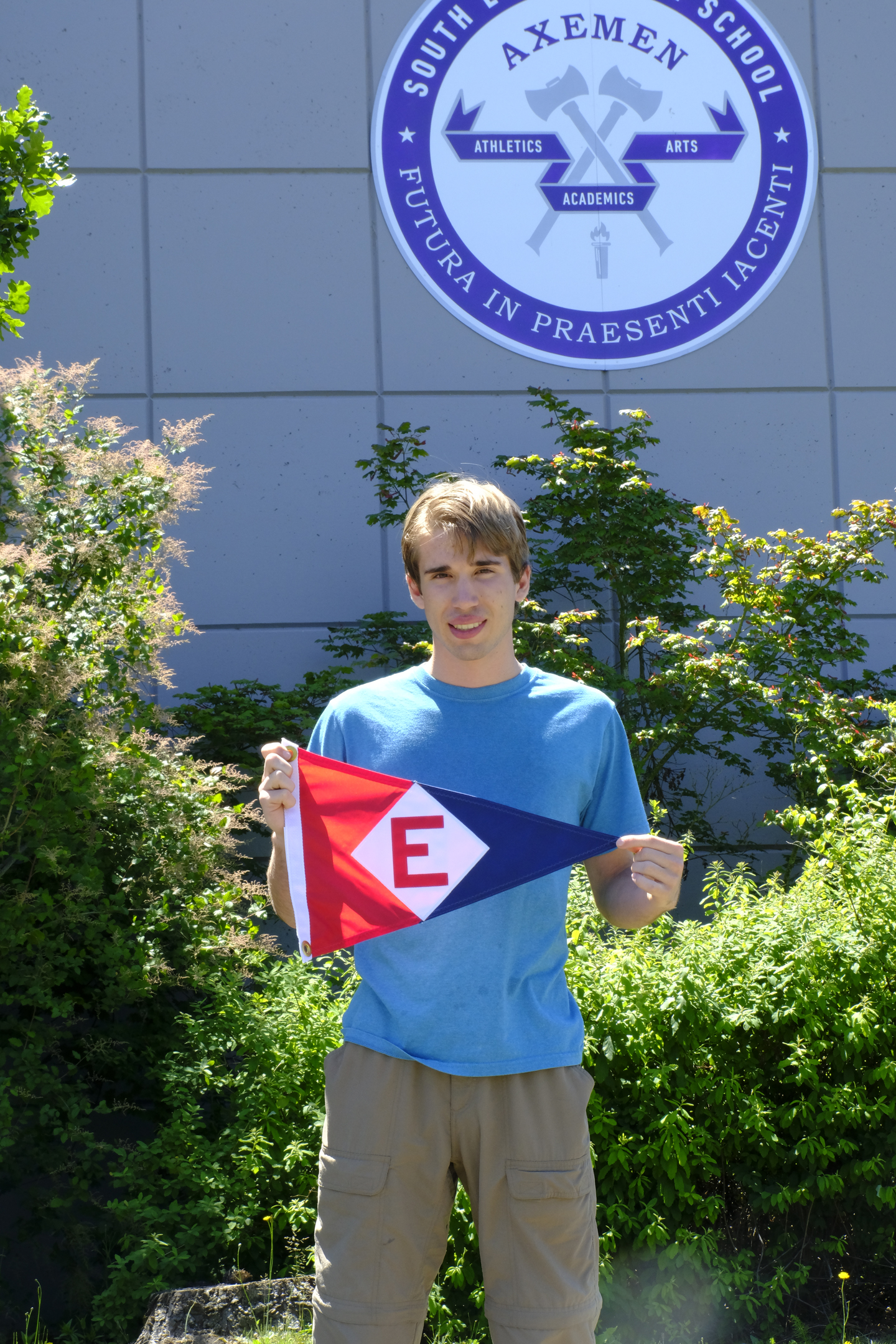  Congratulations to 2018 graduate Alex at South Eugene High School. 