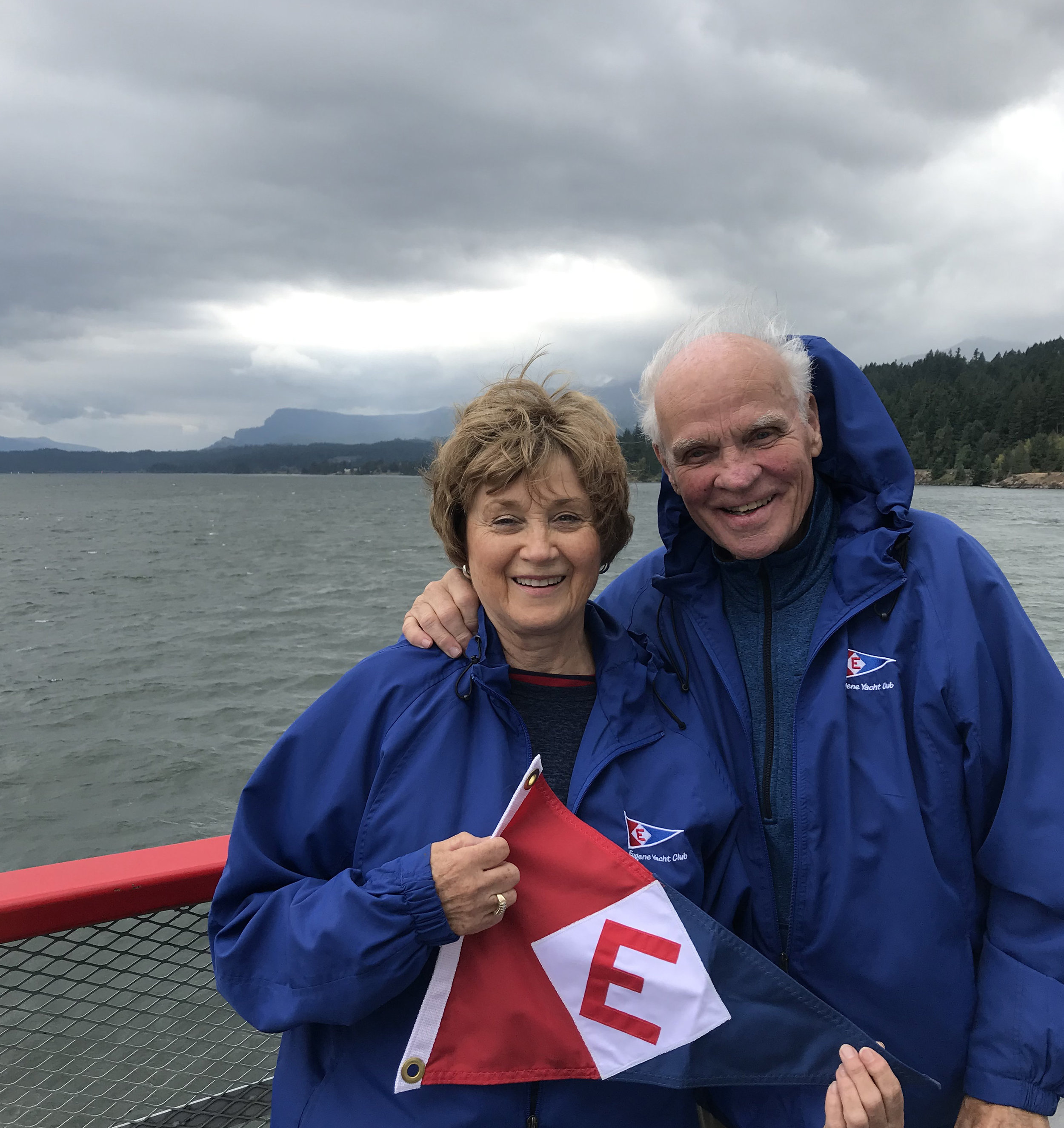  Anne and Sterling at Cascade Locks, OR 