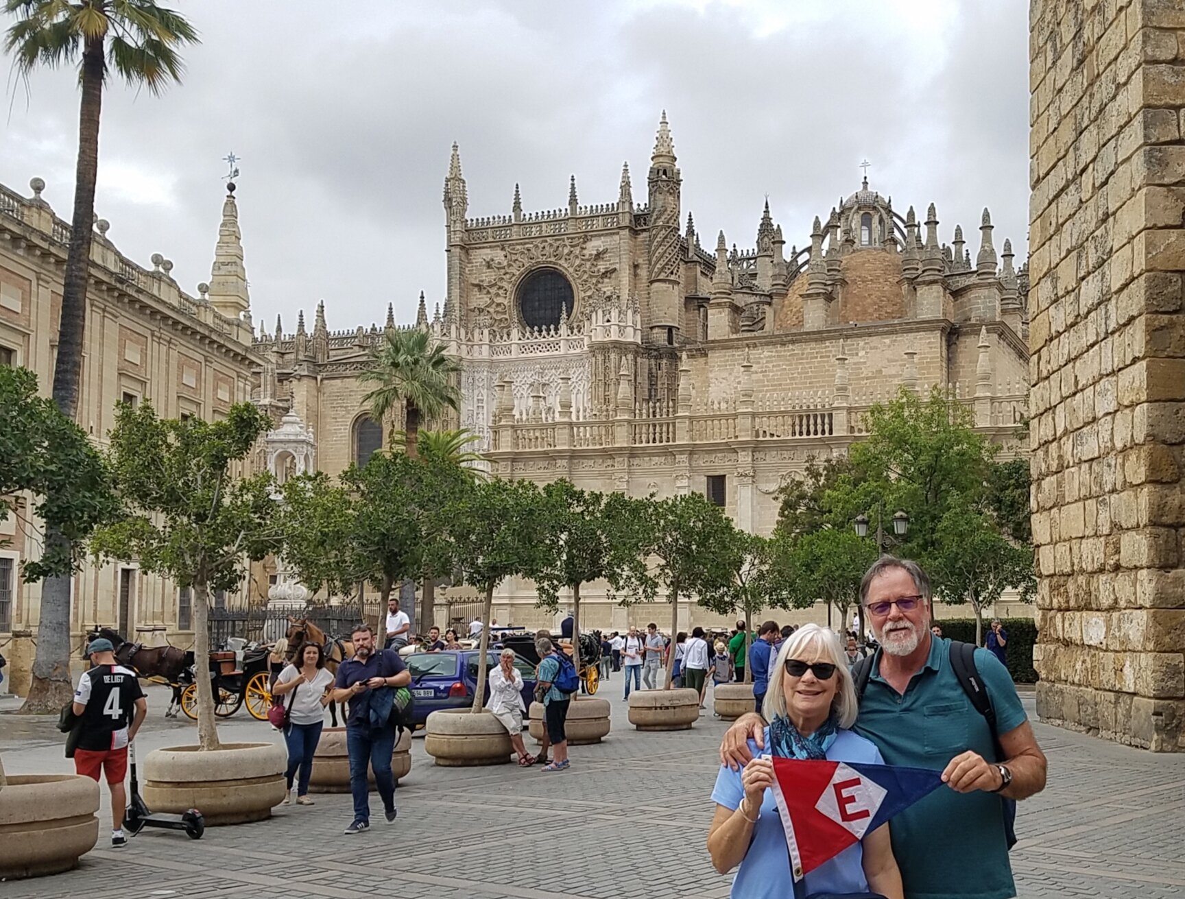  Linda &amp; Murray take a moment to show the colors in Seville, Spain 