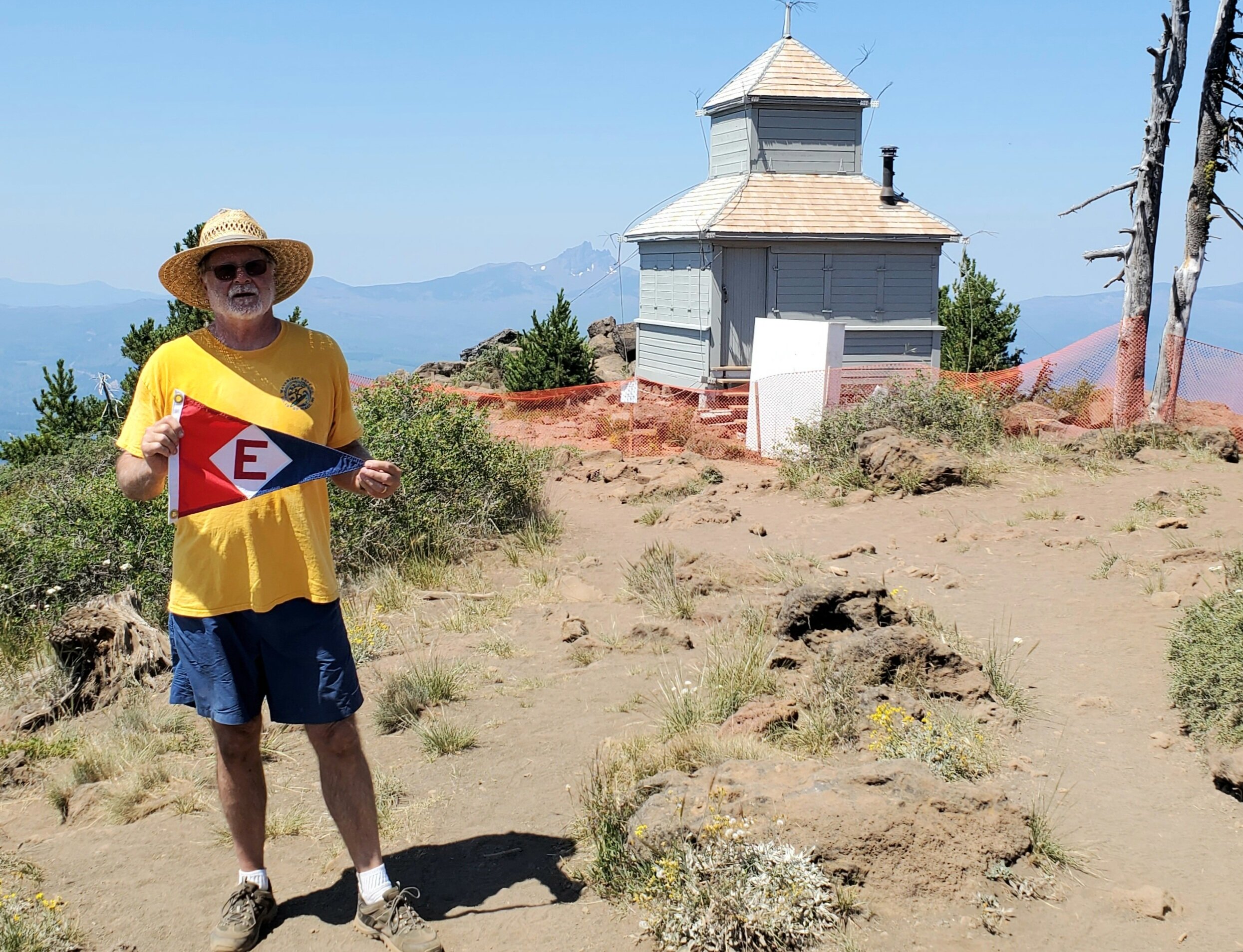  Murray flying the EYC colors at the top of Black Butte near Sisters, Oregon 