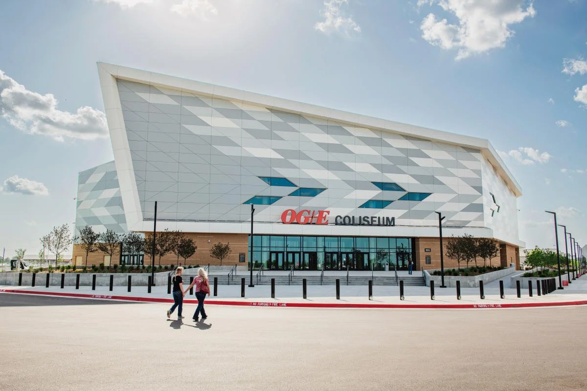 Jordan-OG-E-Coliseum-0023_65DB71F0-9303-8D7A-491A2609F95D797E-65db68ffbe2ed89_65db8cf9-01fe-ed39-4c1a92ea5d59265b.jpg