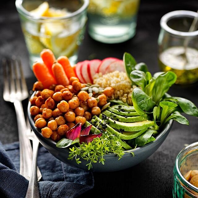 What&rsquo;s on the menu? How about a healthy vegan lunch bowl with avocado, carrots, spinach and radishes?! www.cashmeresystems.com

#vegan #radishes #spinach #quinoa #brownrice #foodislife #sustainability #demandplanning #traceability #erpsoftware 