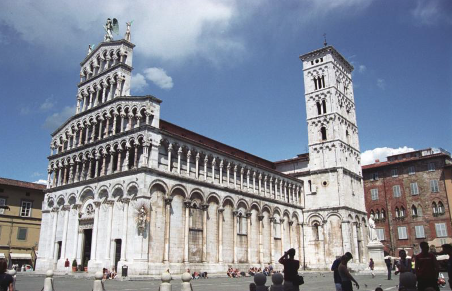 Piazza San Michele, in the center of town. The church originates from the year 735AD. The current facade was built in the 13th century.