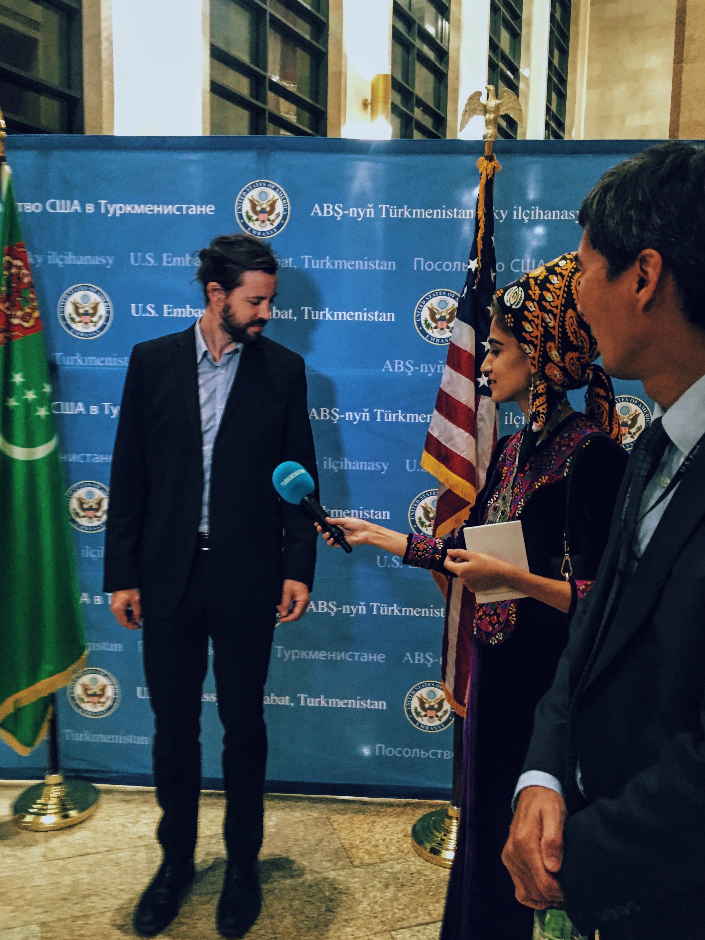 Interview with Turkmenistan T.V. after the concert at Muklamar Palace