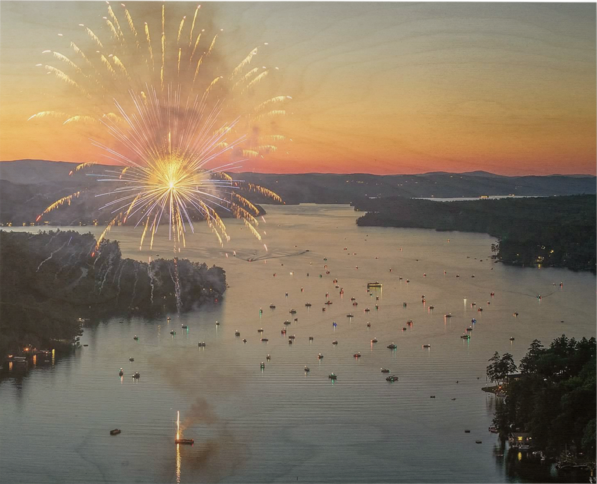 Fireworks print Wood grain