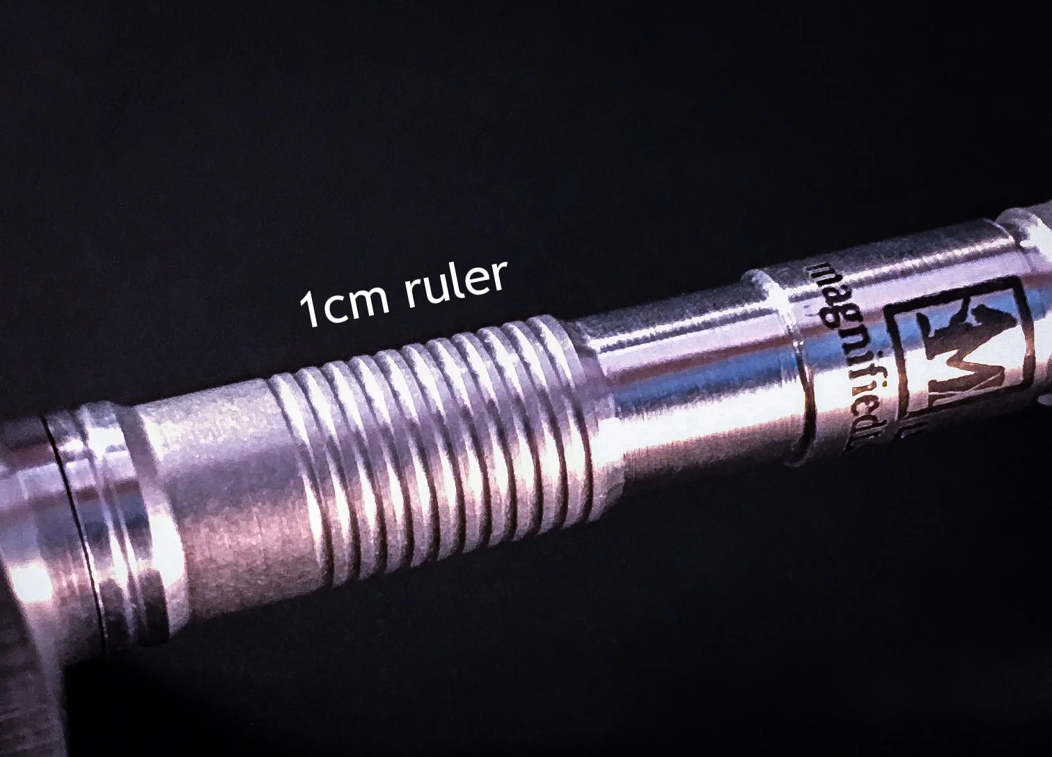 integrated 1cm ruler