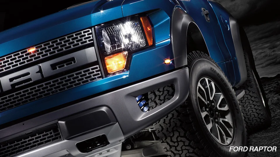 FORD RAPTOR - FRONT.jpg