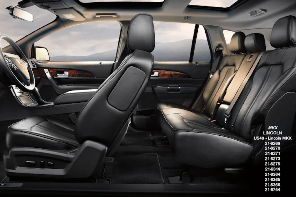 MKX - INTERIOR.jpg