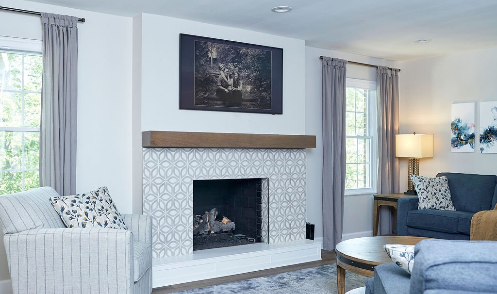 Embrace the elegance of a spotless fireplace. Enjoy the pristine flames that create a cozy ambiance, elevating your surroundings.
#renovation #remodeling #homeimprovement #ludesignbuild #interiordesign #designer #interiors #homesweethome 
Designer: @