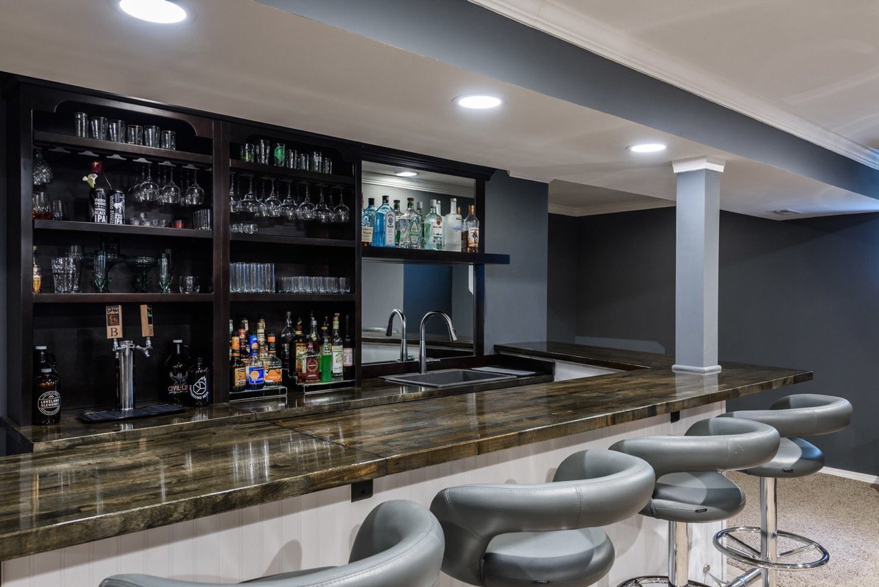 lu-design-build-bars-4.jpeg