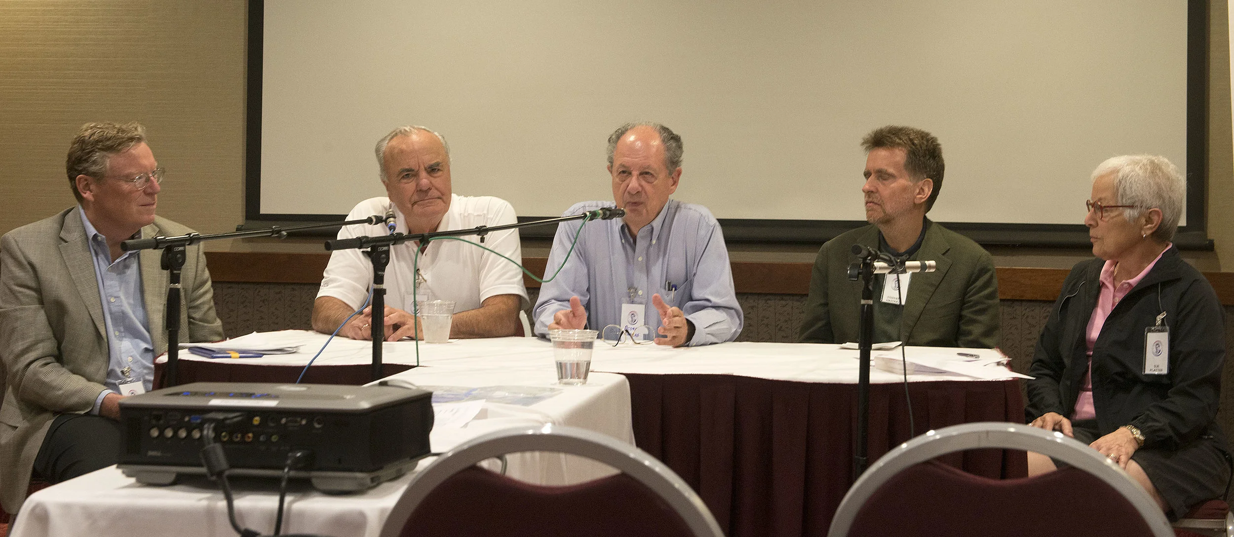 Guest panel Duff Murphy (California), Enrique Gilardoni (Chile), Andrew Farkas (Florida), Stephen Hastings (Italy), Sue Flaster, moderator (South Carolina) discuss, "Tonight: Jussi Björling ... today"