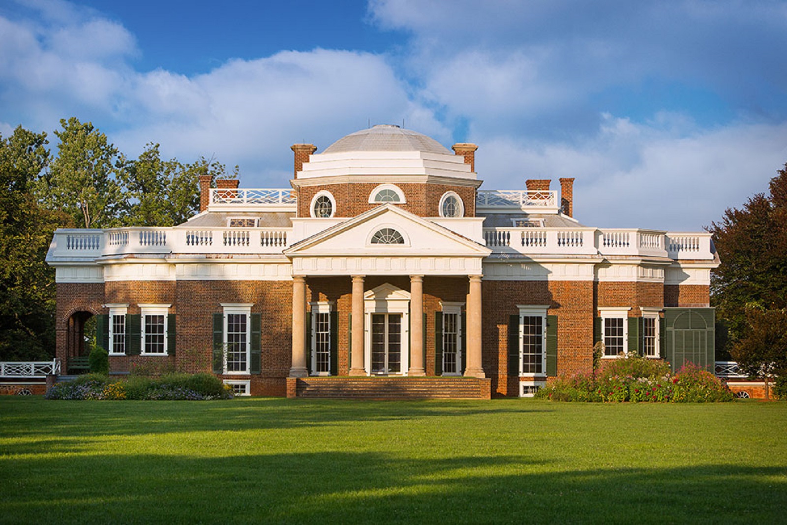 West-Front_Monticello-JLooney-26aug2013-0056_work.jpg