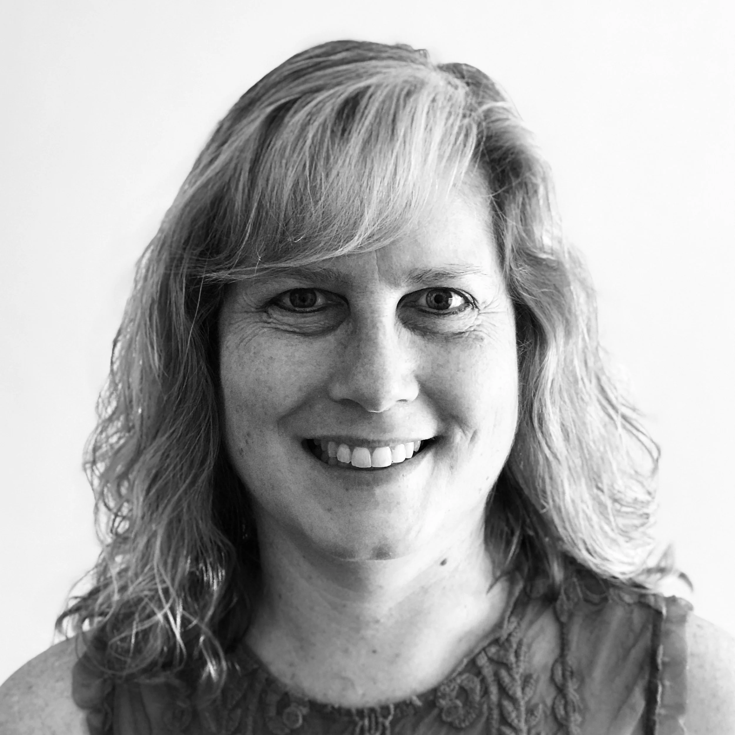 LINDA - Office Manager