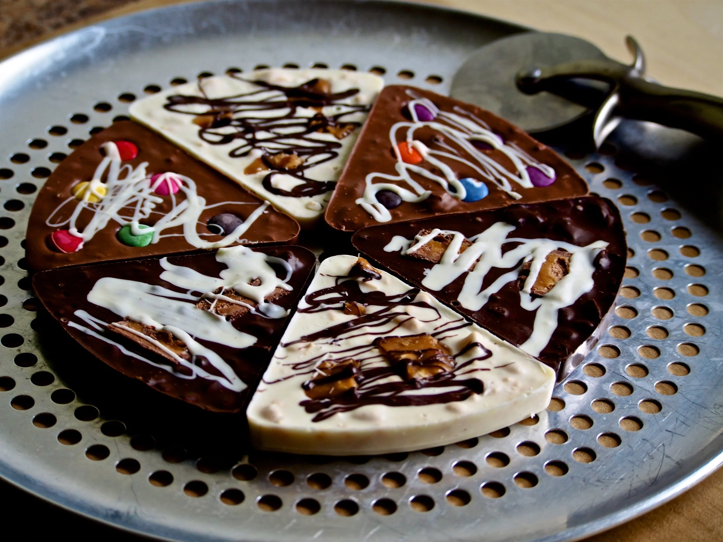 chocolate pizza.jpg