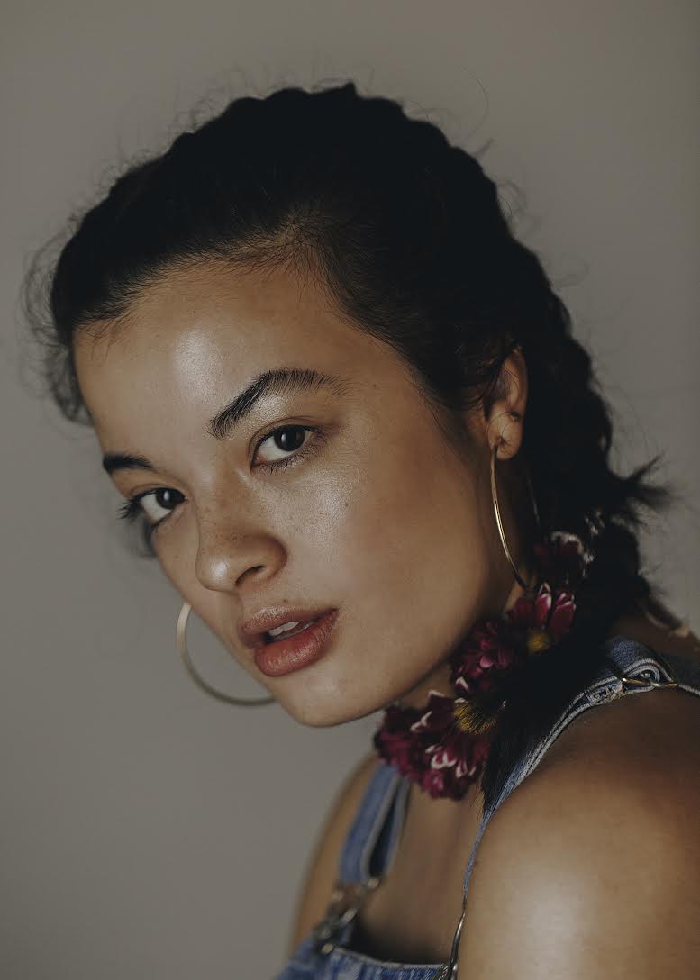 Suze by Fanni Sutus. 