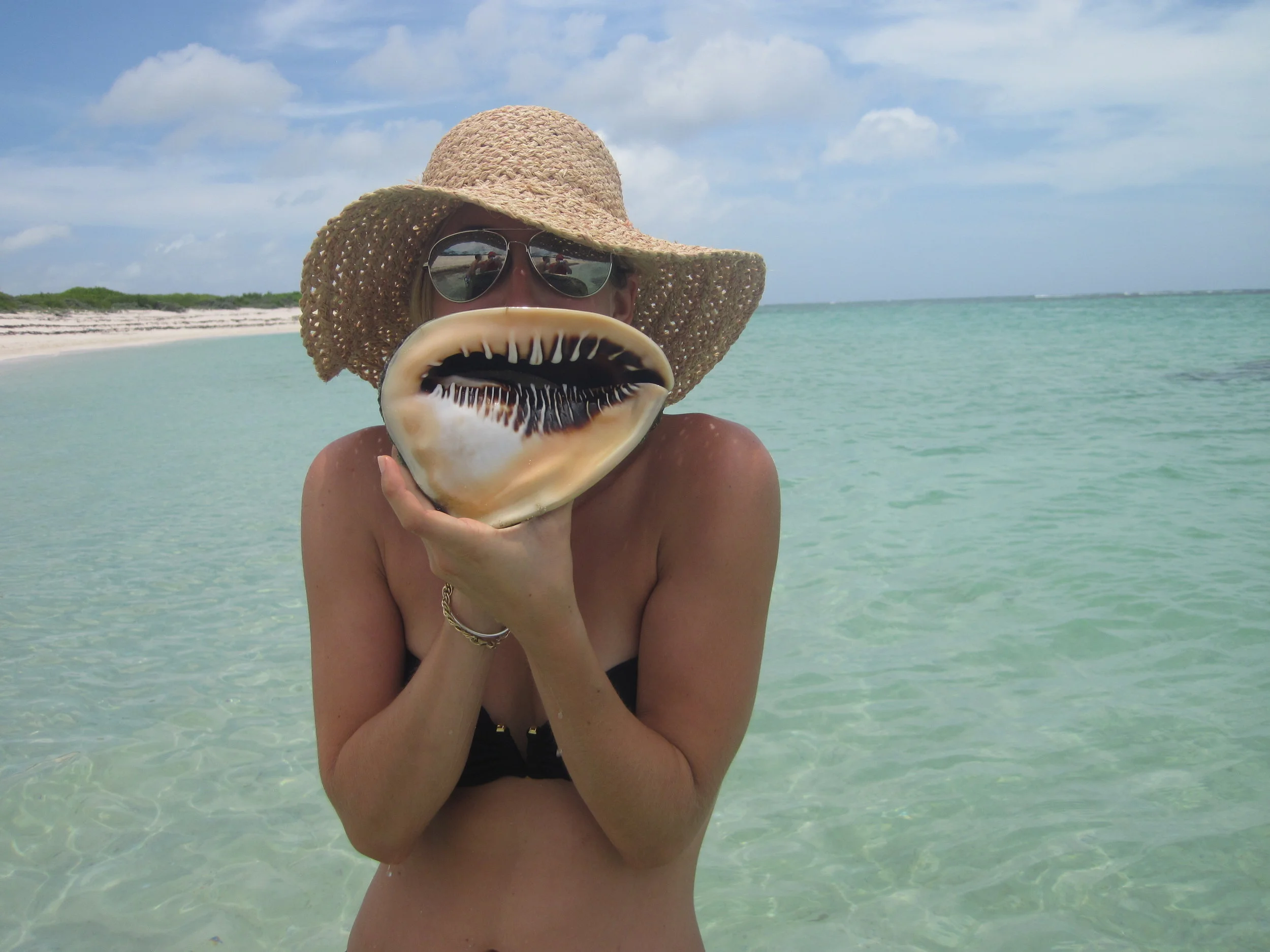 Conch smile, British Virgin Islands