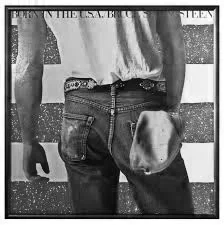 044_Springsteen Dancing_Dark.jpg