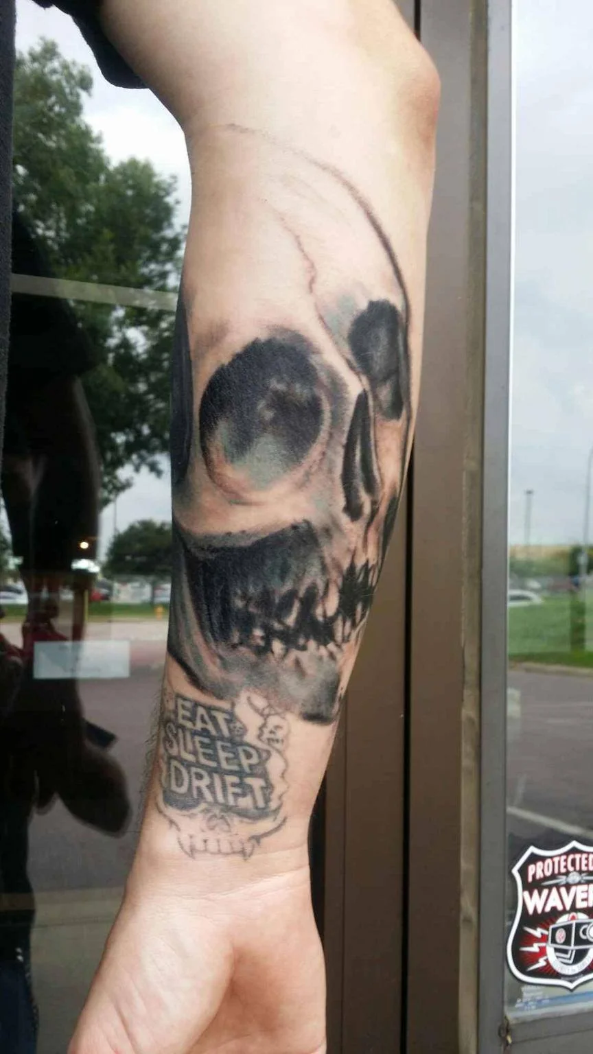 Sioux Falls Tattoo Artist Nick Call, Permanent Addictions Tattoo. 
