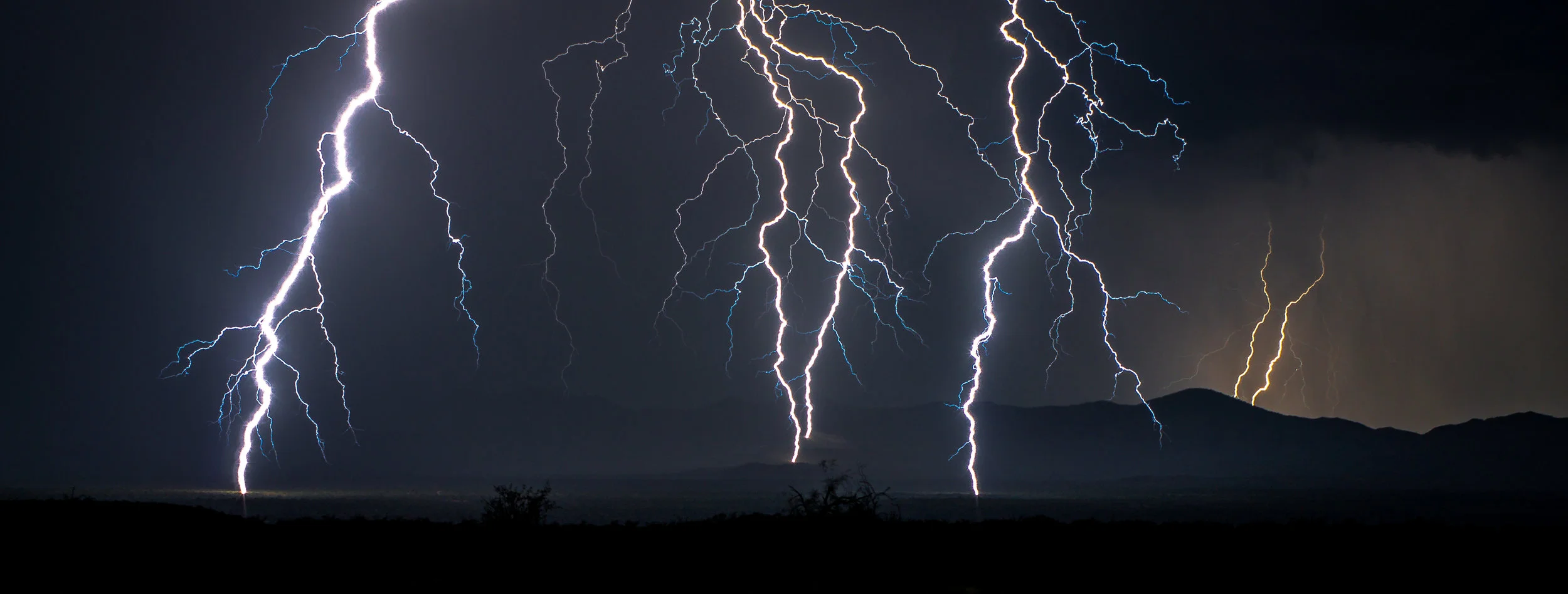 LightningStorm-2.jpg