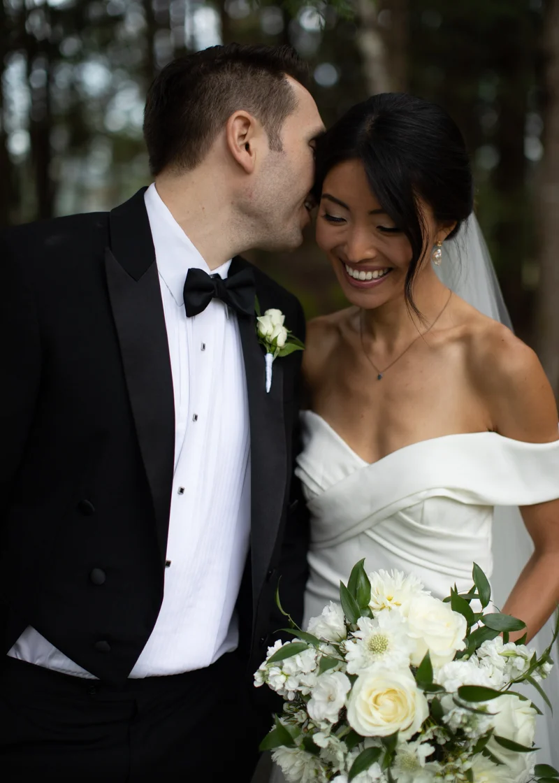 HeraStudios_CollectorsPackage_Web_EricaPeter_Wedding-241 edit RAW.jpg