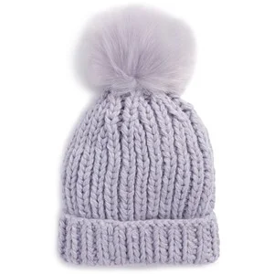 pom beanie 