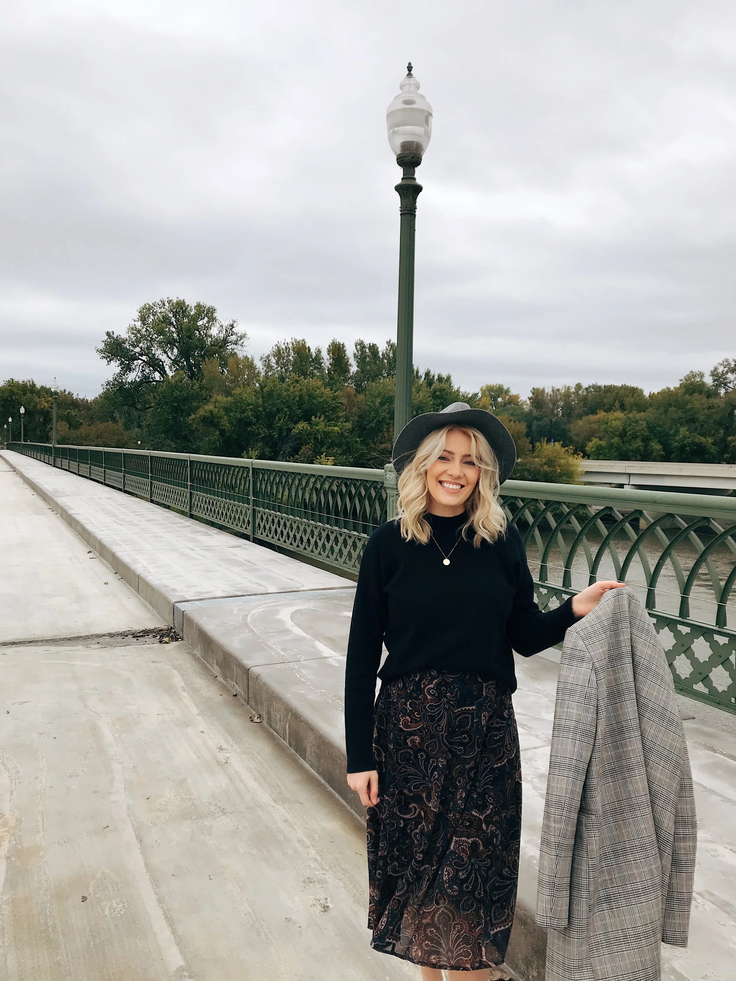 F0FB7F48-E2DA-4444-8CCC-8CC763E5AB34 copy.JPG