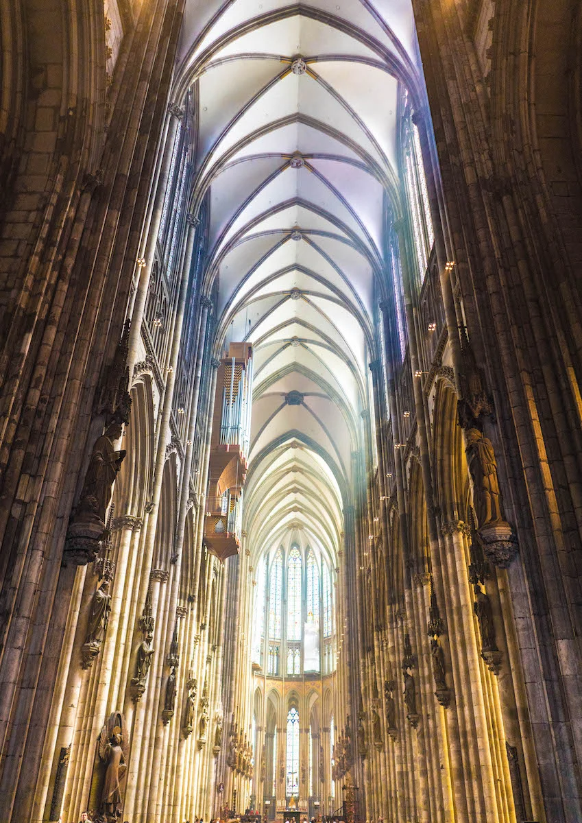 Inside Cologne Dom.jpg