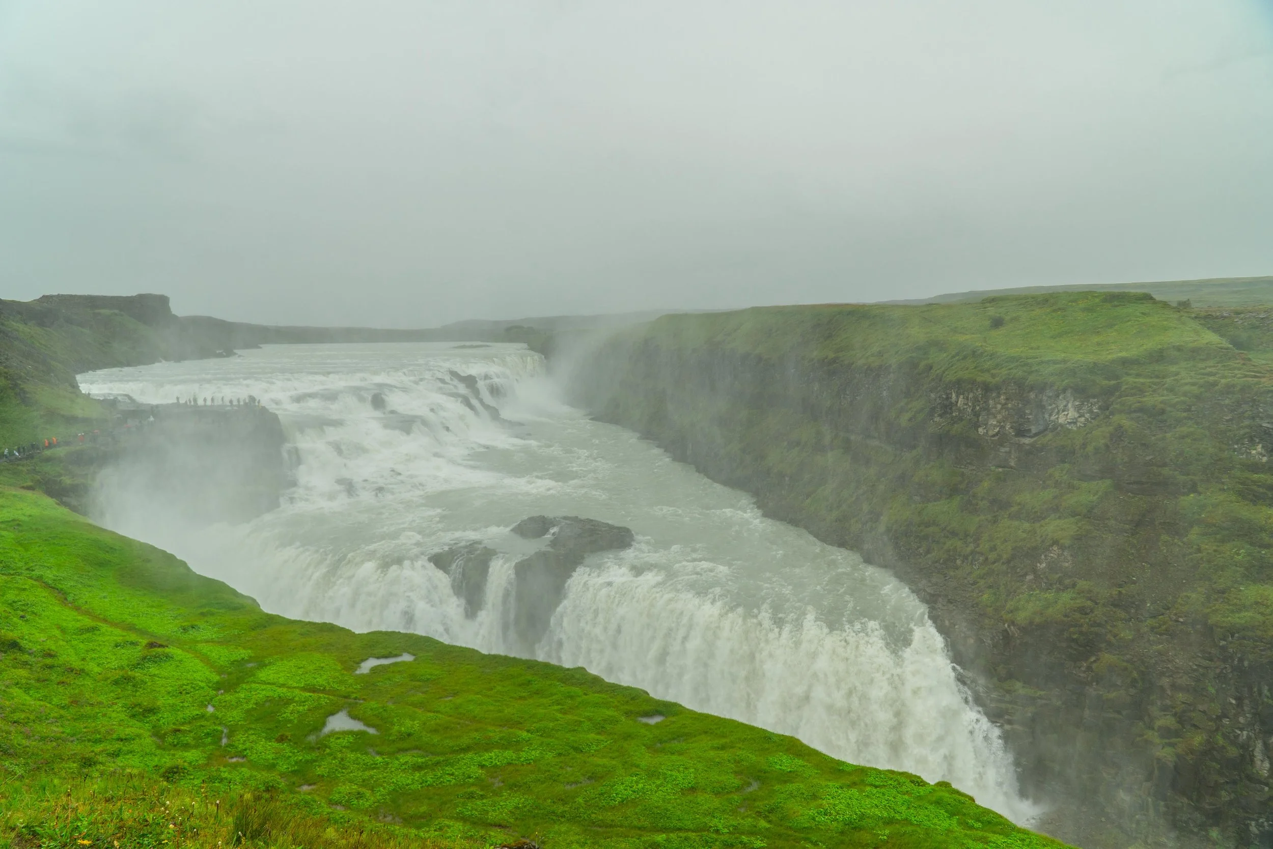 Gullfoss waterfall.jpg