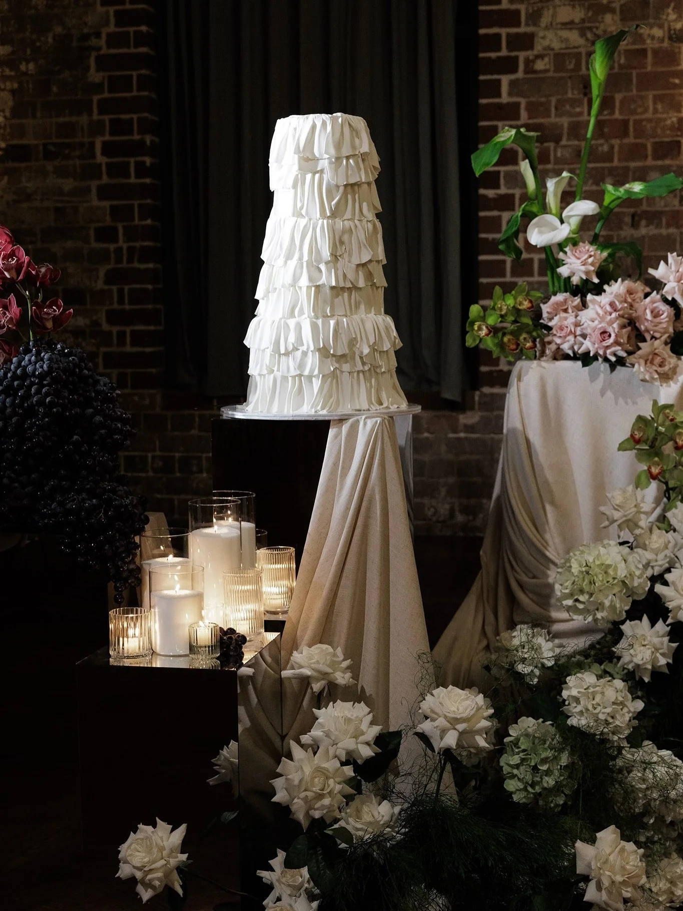 Alisha and John 

I&rsquo;ve done it again! A whole month without posting, just opening and closing my app. I&rsquo;m determined to do better and I&rsquo;m starting with this stunning wedding for Alisha and John.  Captured by @saltatelier_wedding at 