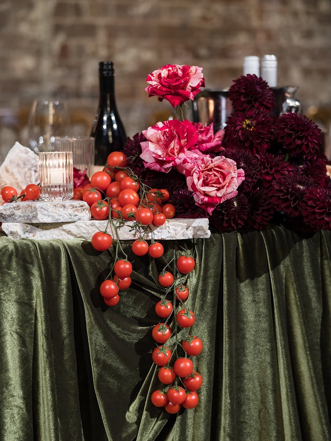 Cordie and Vlad&rsquo;s epic set up at the Grounds of Alexandria Linseed House.   Luxe green velvet with lush florals, fruit and veg and of course plenty of mood lighting. 

Photographer |  @cinemotive 
Venue |  @thegroundsevents 
On the day coordina