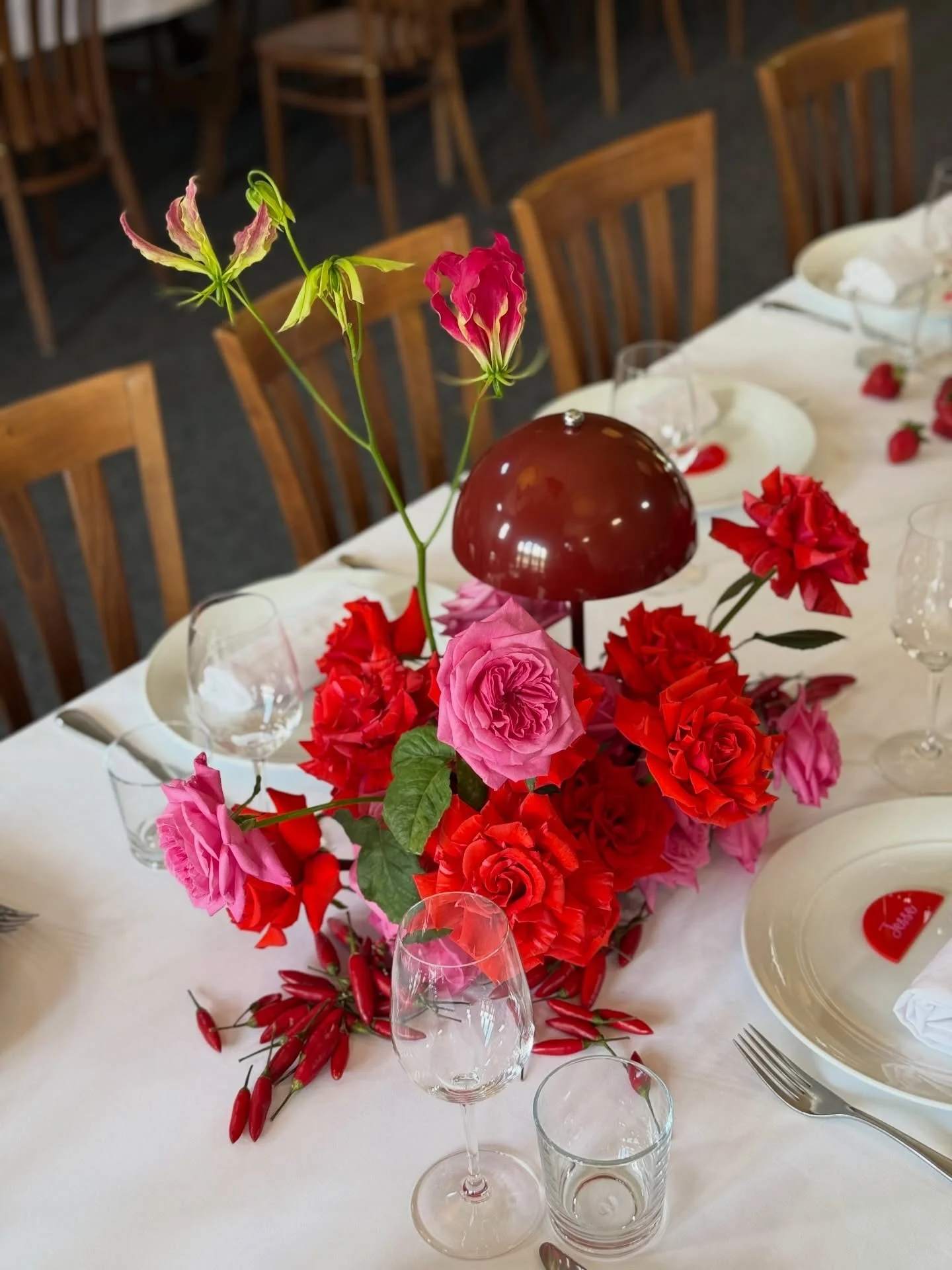 Cherry pie for Eliza and Jack. 🍒 🍒🍒 (I&rsquo;m really hoping there isn&rsquo;t a hidden meaning to the cherry emoji that I don&rsquo;t know about..) 

Venue | @tonic_restaurant 
Florals and styling | @the.lillipillian 
Celebrant | @say_i_do_with_n