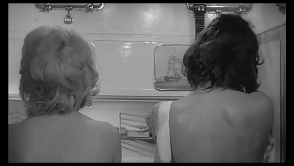 Left: Monica Vitti Claudia. Right: Lea Massari as Anna