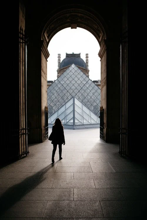 LOUVRE.jpg