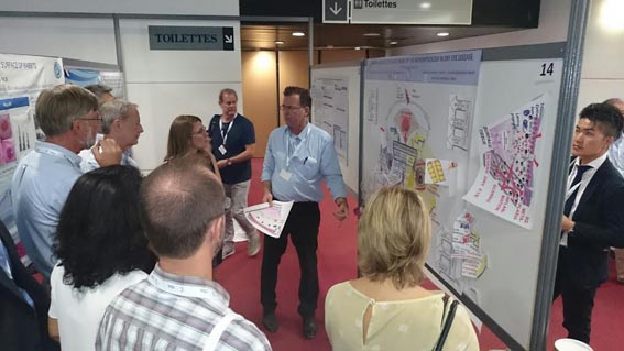 Poster Presentation of the NEW DRY EYE CONCEPT at the TFOS Congress 2016 - Great audience and great response - (Photo courtesy of Heiko Pult)