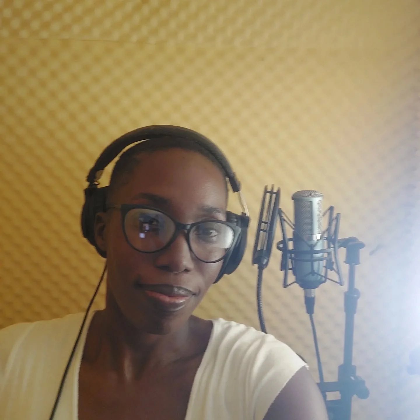 Working on something that excites and terrifies me in equal measure! 😬

Eternally grateful to the people who don't let me play small or sit comfortably in my excuses.