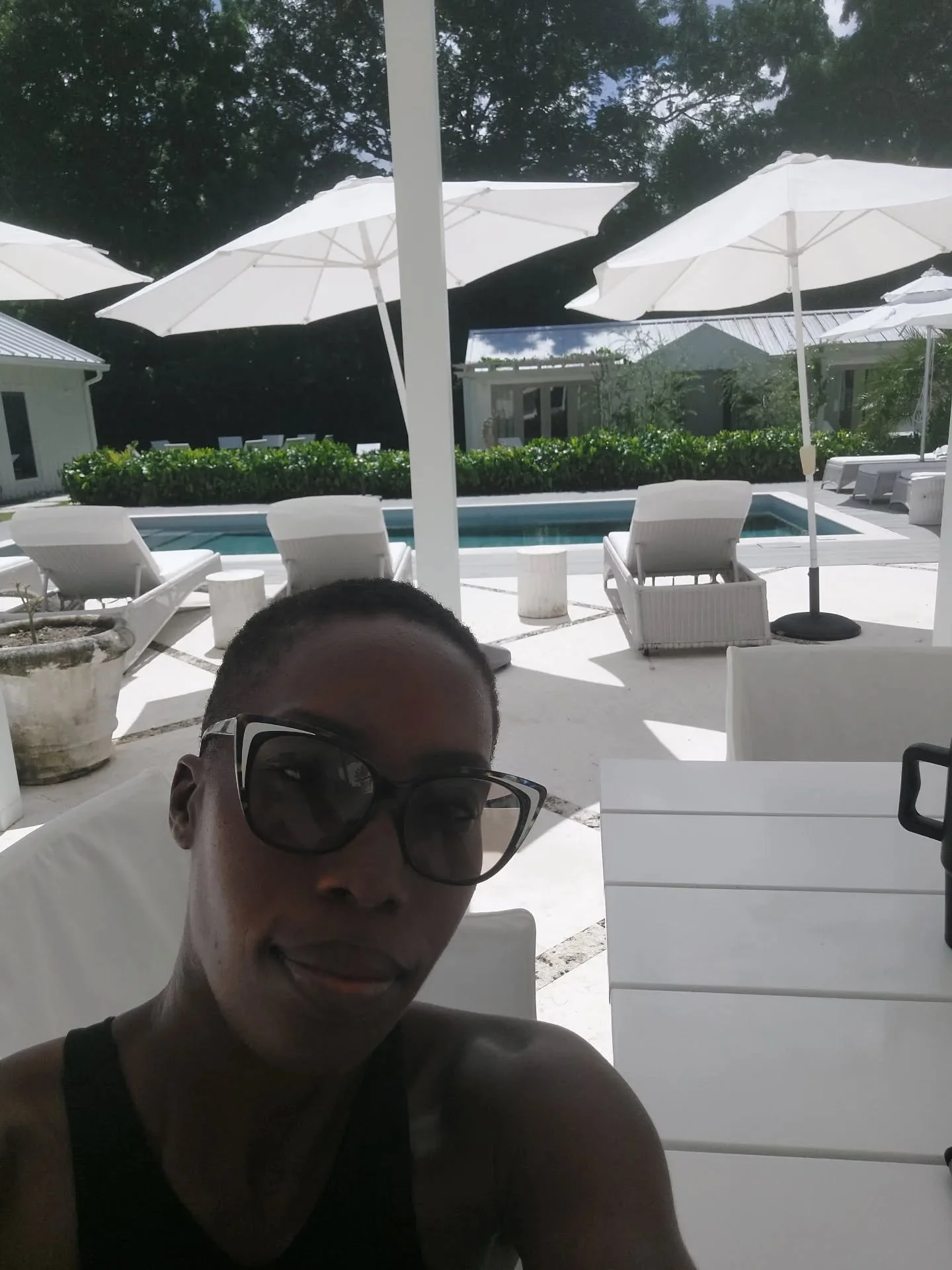 Sometimes my &quot;office&quot; for the day looks like this 🤗

What a pleasure to sit with the women at @retreatsbycoachingandcoffee for An Embodied Being session.

During this time, we explored sensuality - the blocks we may have around it and how 