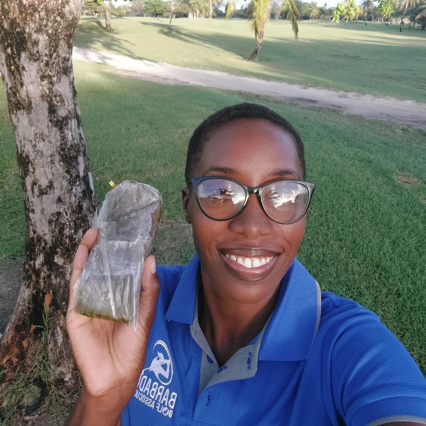 Sunshine and conkies this Independence morning.

Happy Independence Day Barbados! 🇧🇧 

#barbadosindependence #barbadosindependenceday #Barbados