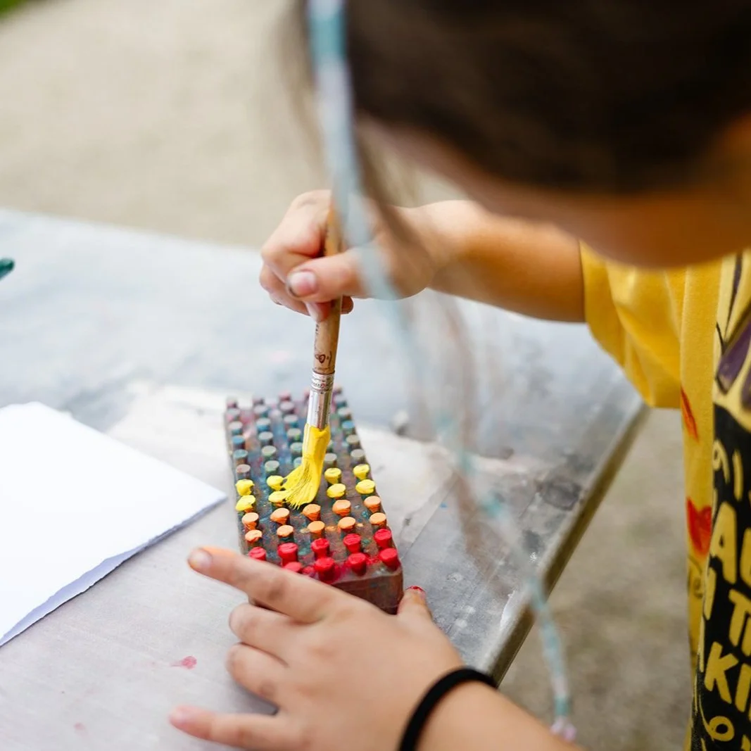 Me+and+the+Moon+July+0185.jpg (Copy)