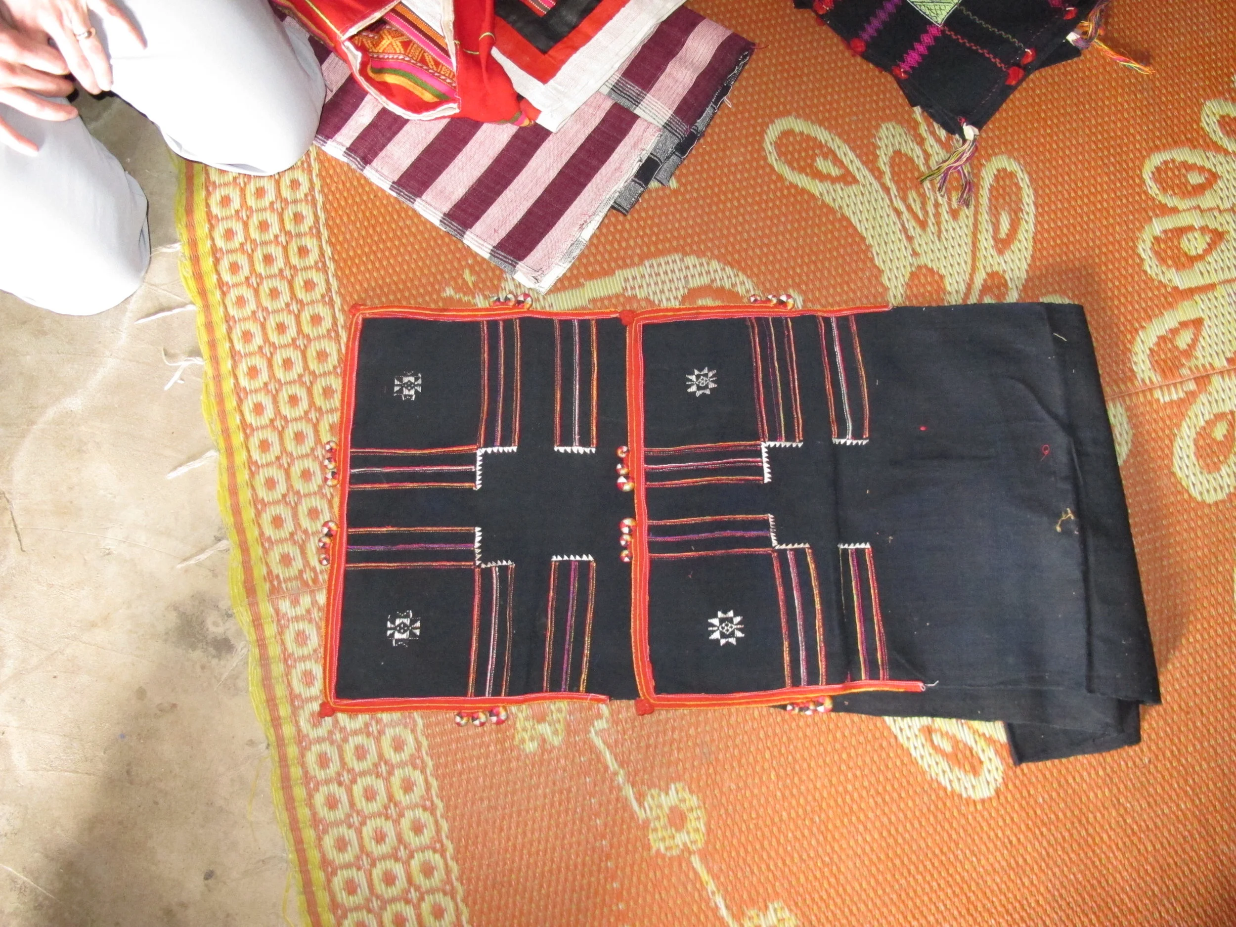 Traditional Tai Dam headscarf handmade by Lasoy