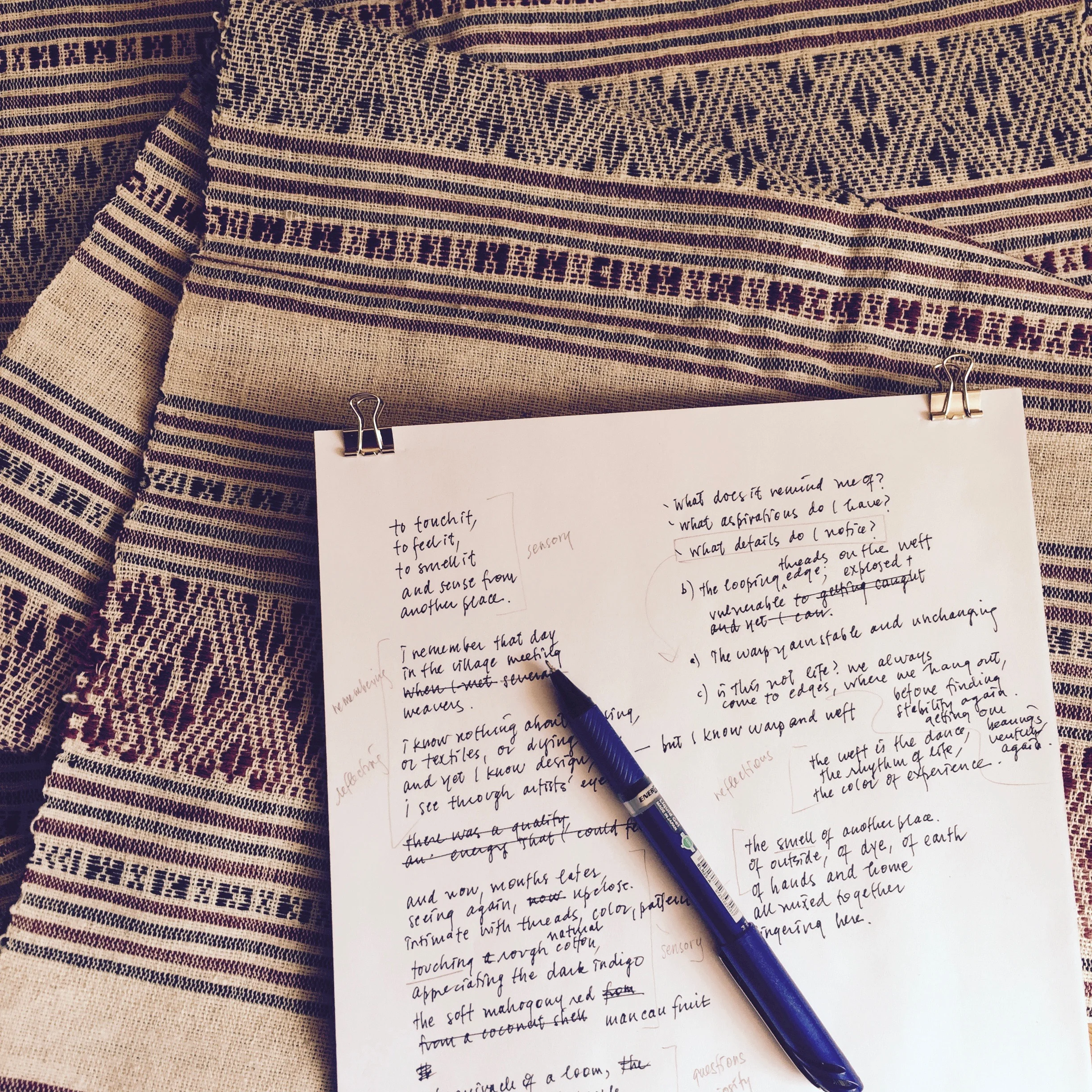 writing-thabou-laos-textile.jpg