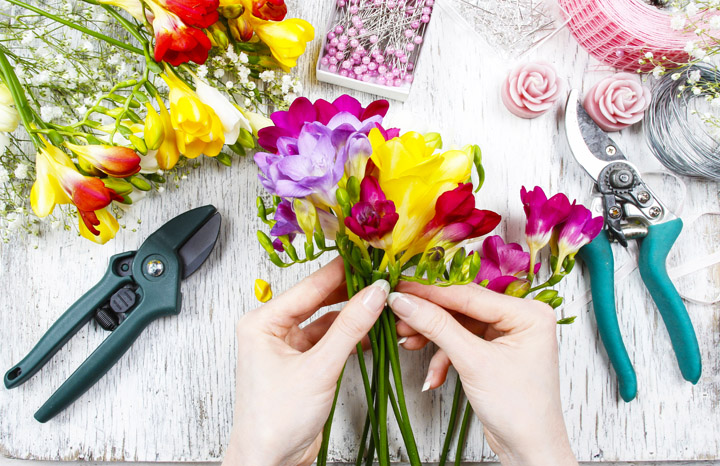 flowerarranging.jpg